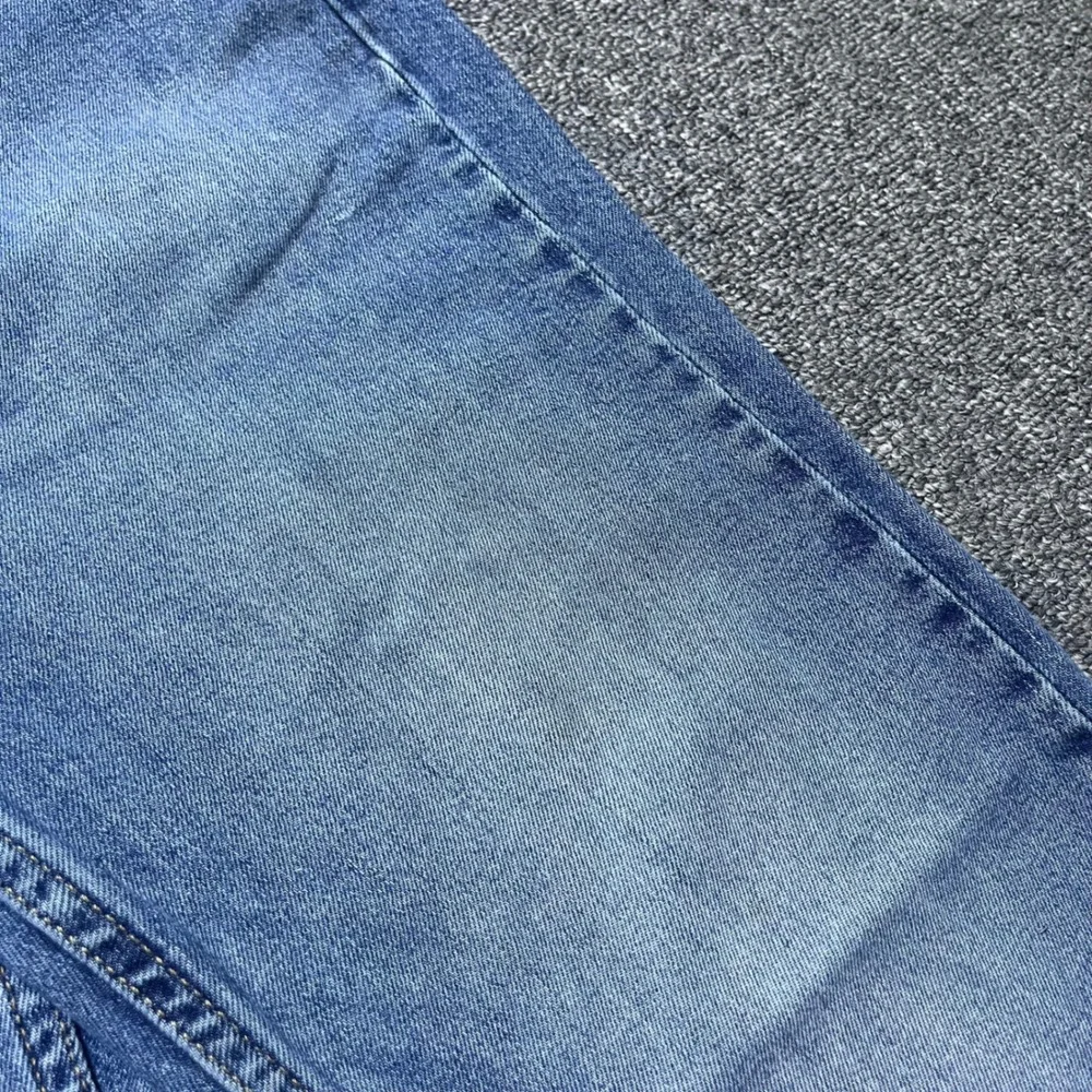 Levis inseam 29